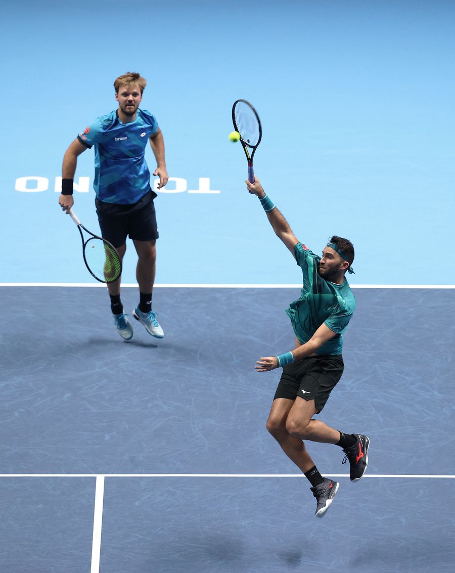 Horia Tecău la fileu în ultimul meci de la Torino FOTO Guliver/GettyImages Horia Tecău s-a retras din circuitul ATP cu o victorie: „Un moment pe care nu ești pregătit niciodată să-l trăiești, chiar dacă te gândești la el”
