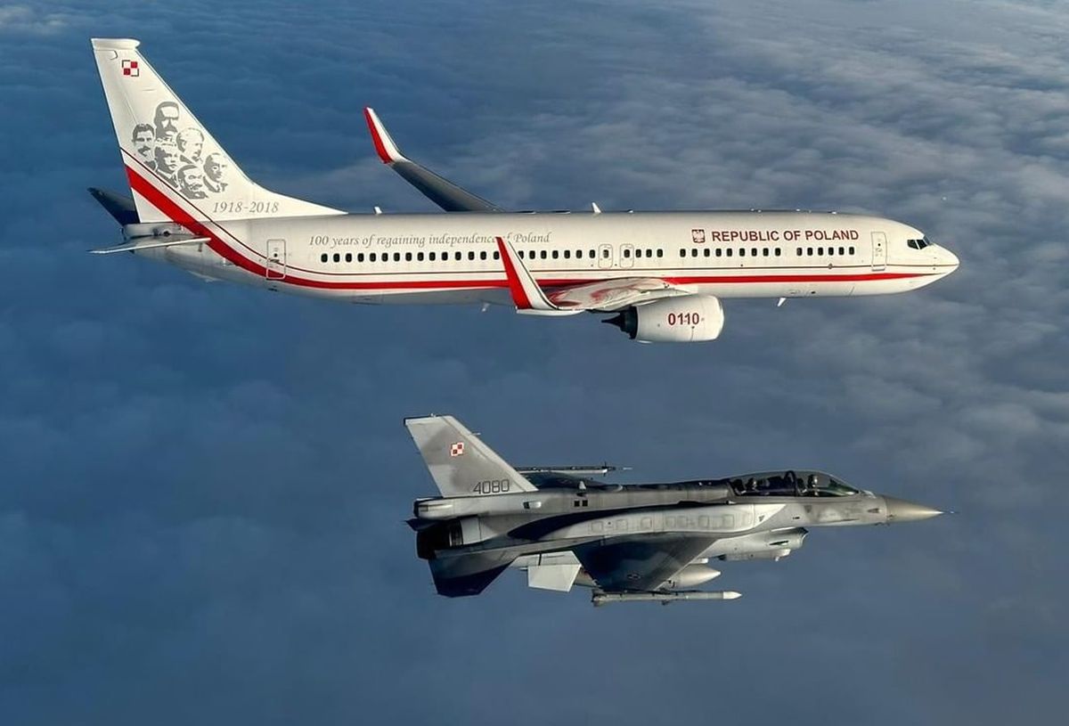 Polonia, escortată de armată în drumul spre Qatar » Măsuri speciale luate din cauza războiului din Ucraina