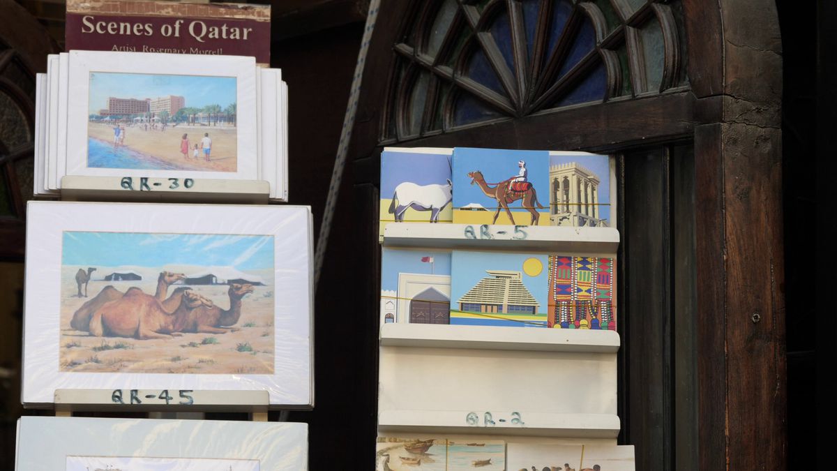 Globalism vs tradiţionalism » Imagini spectaculoase din piața Souq Waqif, locul în care s-au strâns suporteri de pe tot Globul