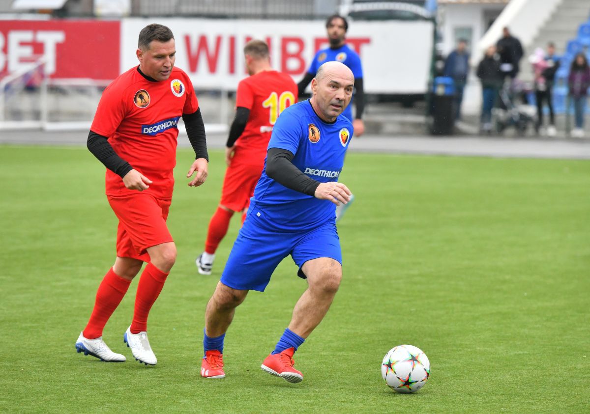 SHOW total în meciul caritabil între supervedetele din fotbalul românesc: 8 goluri, penalty-uri ratate și două reveniri spectaculoase