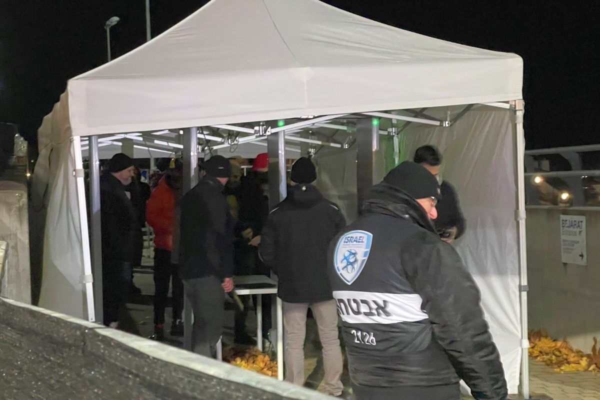 Control draconic înainte de Israel - România » Ce s-a întâmplat la porțile stadionului