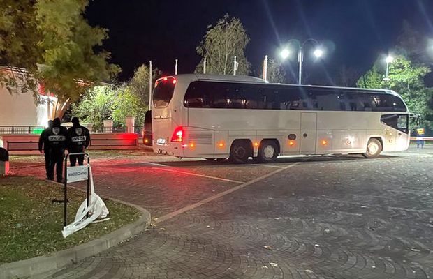 Incident în Ungaria! Ce s-a întâmplat imediat după ce delegația României a coborât din autocar