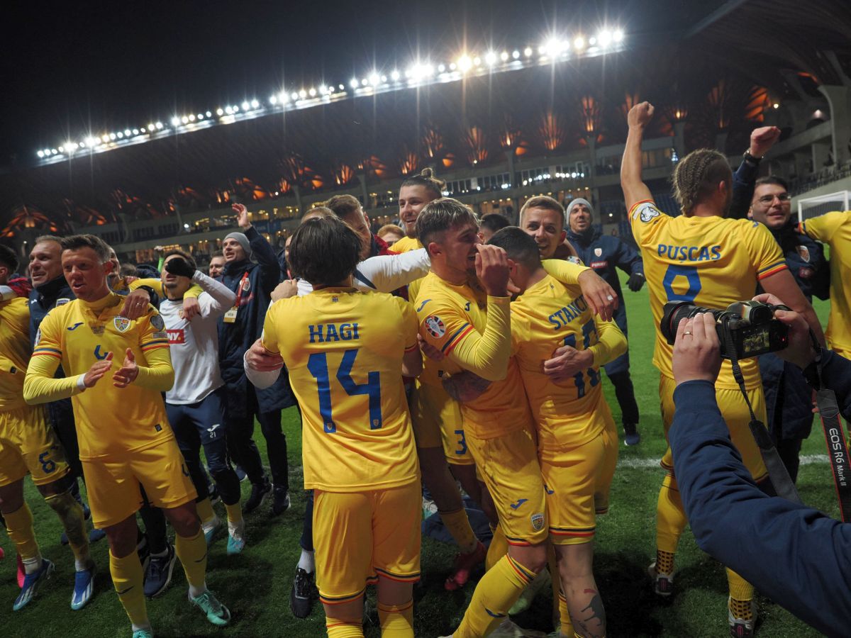 Explozie de bucurie pe bancă și pe teren! „Tricolorii” au sărbătorit calificarea la EURO 2024