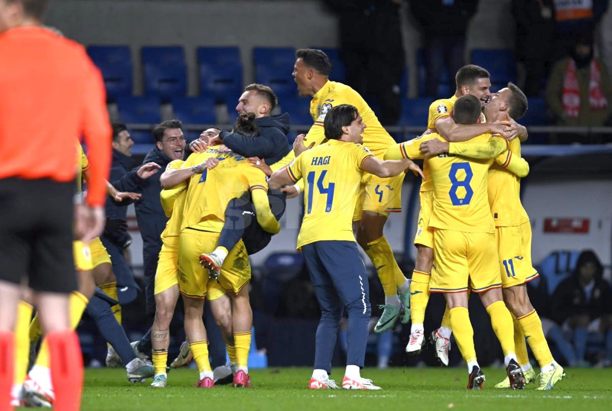 Explozie de bucurie pe bancă și pe teren! „Tricolorii” au sărbătorit calificarea la EURO 2024