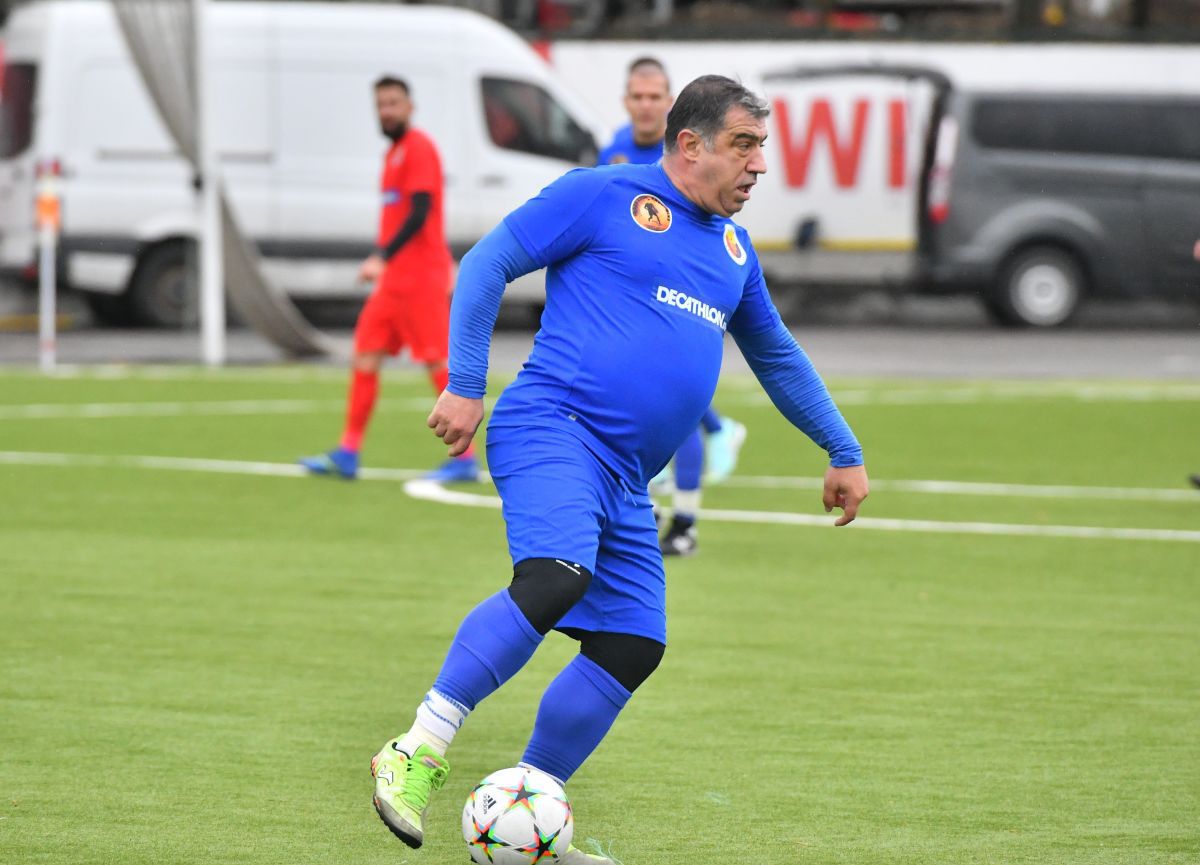 SHOW total în meciul caritabil între supervedetele din fotbalul românesc: 8 goluri, penalty-uri ratate și două reveniri spectaculoase