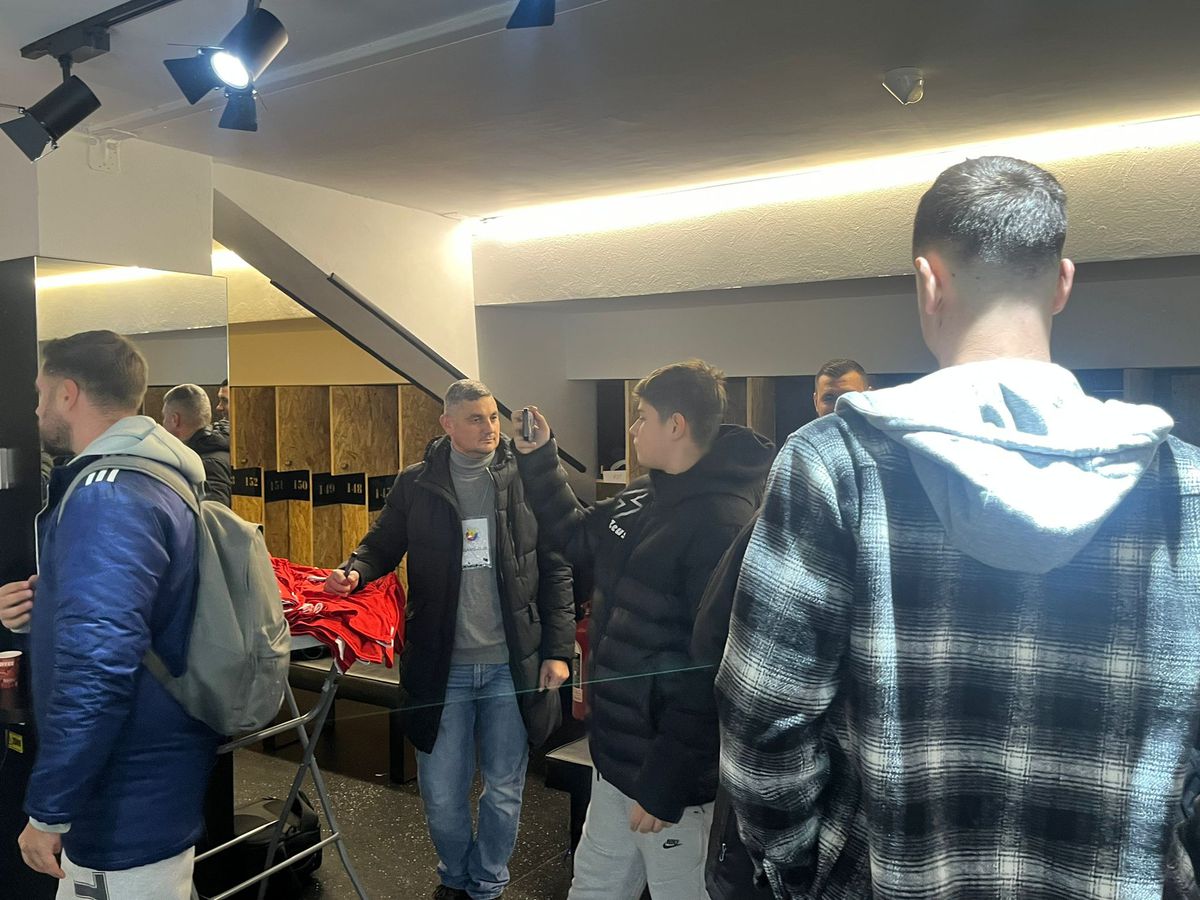 Meciul caritabil între supervedetele din fotbalul românesc