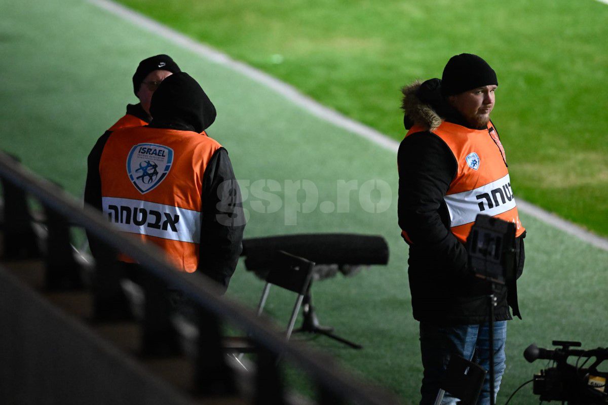 Moment tulburător înainte de Israel - România » Ce s-a întâmplat pe banca gazdelor