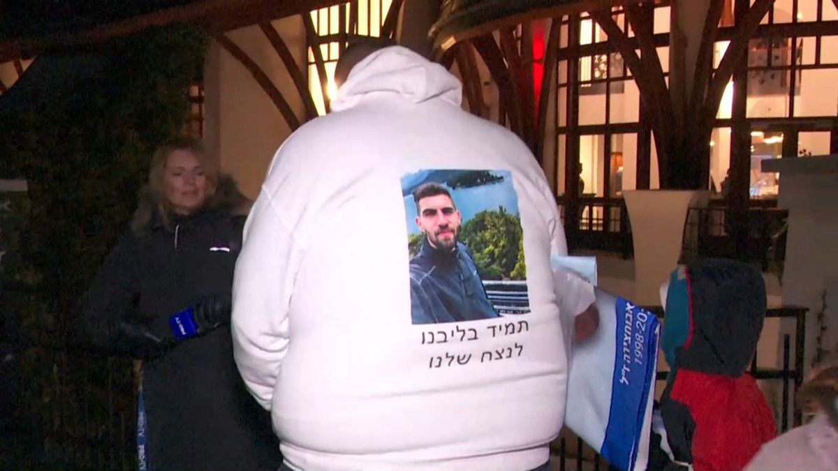 Ce nu s-a văzut la TV » Mesaj pentru Viktor Orban, agenți Mossad pe acoperișul stadionului