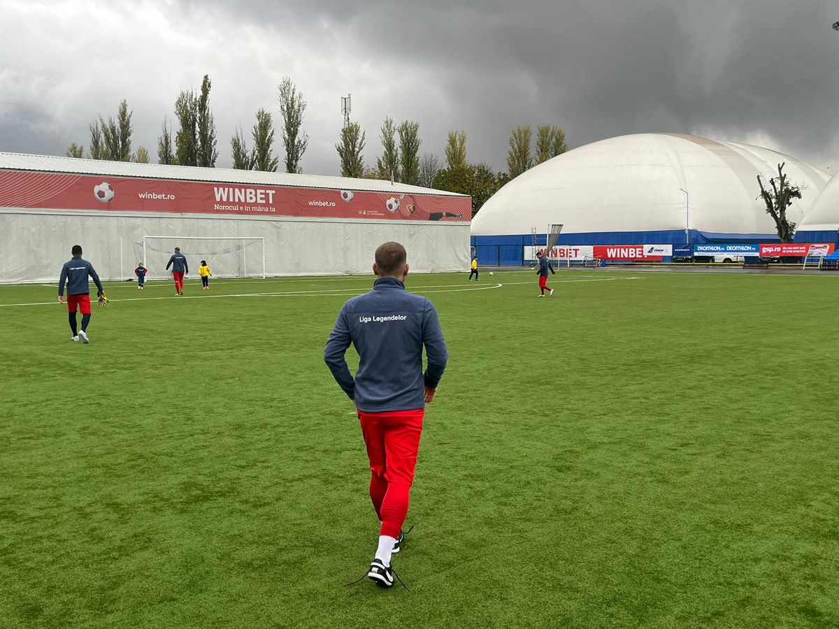 SHOW total în meciul caritabil între supervedetele din fotbalul românesc: 8 goluri, penalty-uri ratate și două reveniri spectaculoase