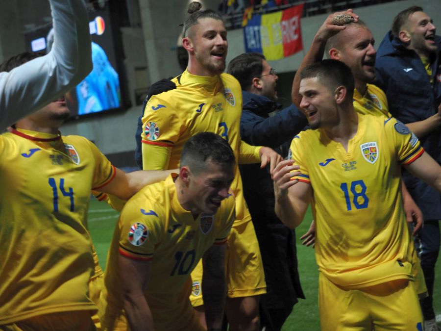 România, la EURO 2024! „Tricolorii” au sărbătorit calificarea pe gazon (foto: Raed Krishan/GSP) Felicitări, nu și scuze!
