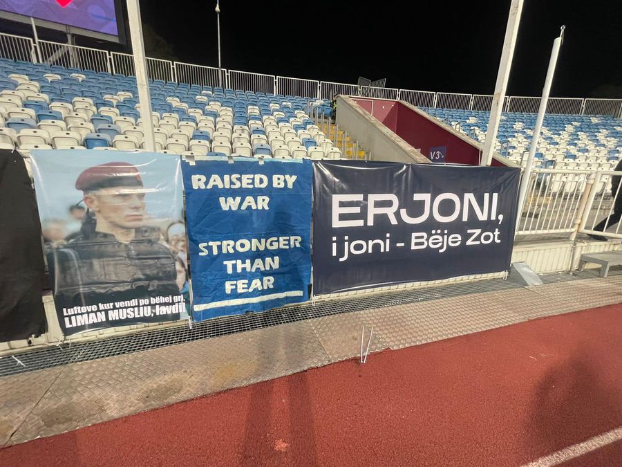 Banner-ul reprezentativ pregătit de ultrașii din Kosovo, la ultimul meci din Liga Națiunilor » Ce va apărea în peluză