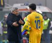 Ianis Hagi și Mircea Lucescu, dialog după România - Cipru 4-1. Foto: Cristi Preda