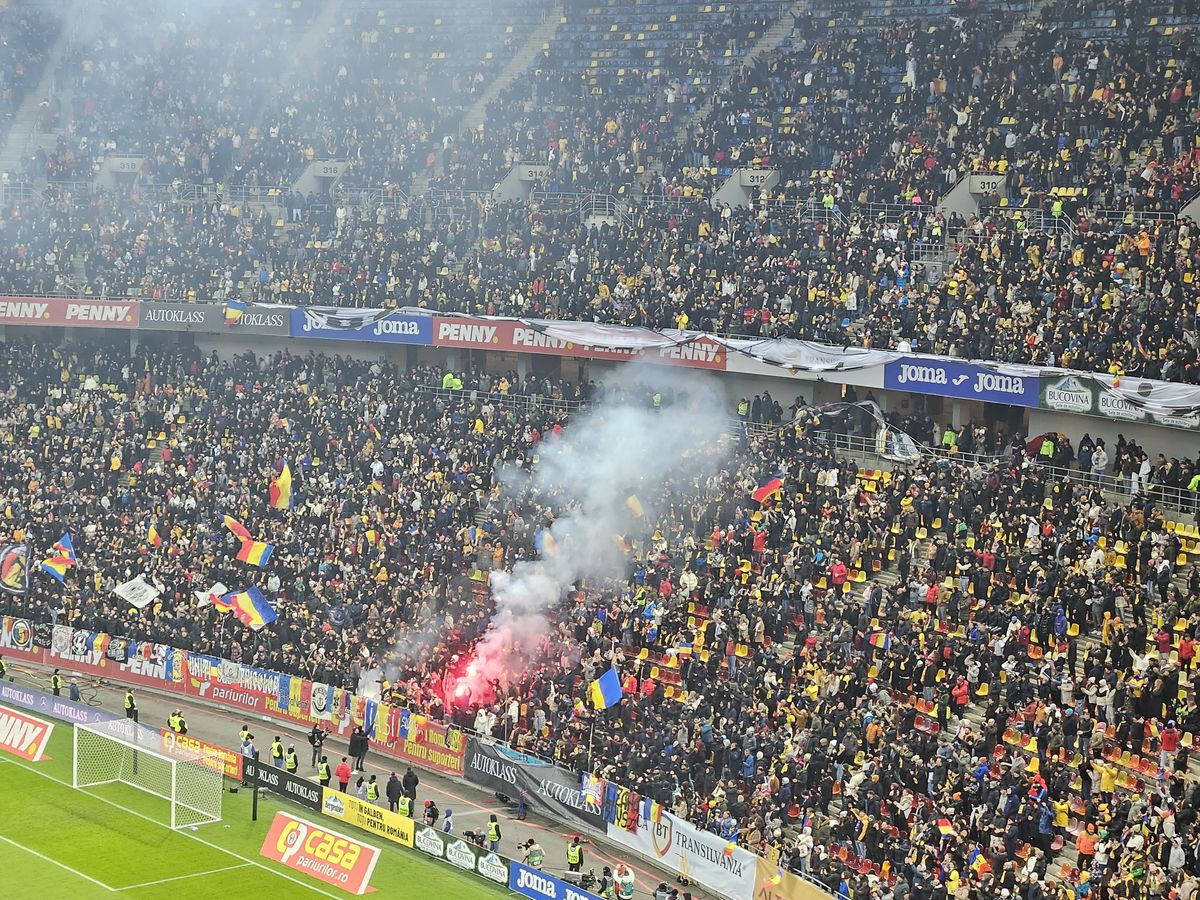 Scenografie spectaculoasă afișată de ultrași la România - Cipru