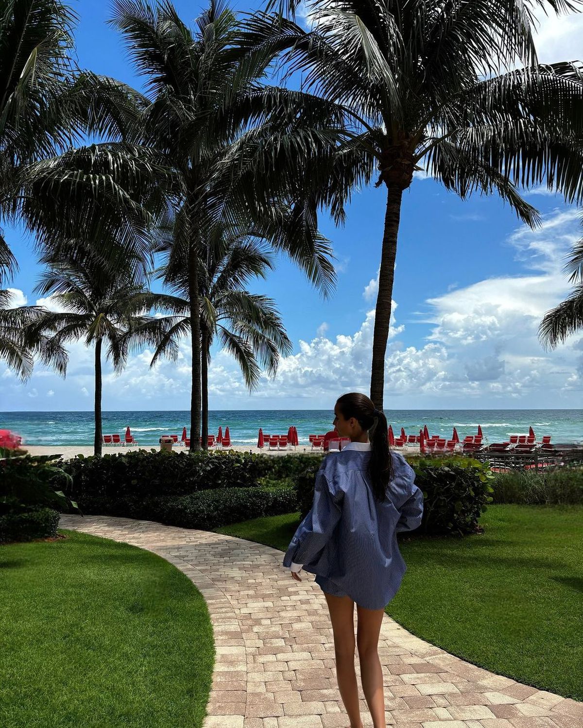 Trent Alexander-Arnold, prezentat oficial la Real Madrid » Internaționalul englez a fost însoțit de iubita sa superbă