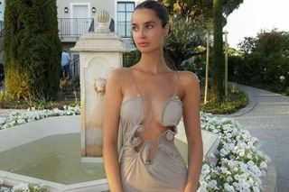 Starul dorit de Real Madrid a trecut peste despărțire! A lăsat-o pe fata lui Jude Law, iar noua iubită a fost răsfățată cu o vacanță de lux