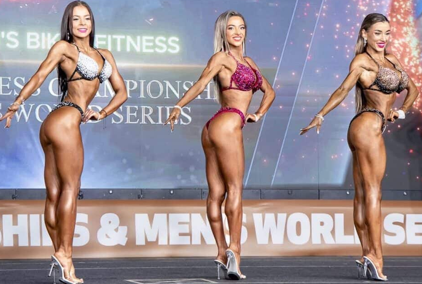 Maria Brătilescu (n.r. în mijloc) a luat argintul la Mondialul de Cultursim // foto: Ora de Sibiu