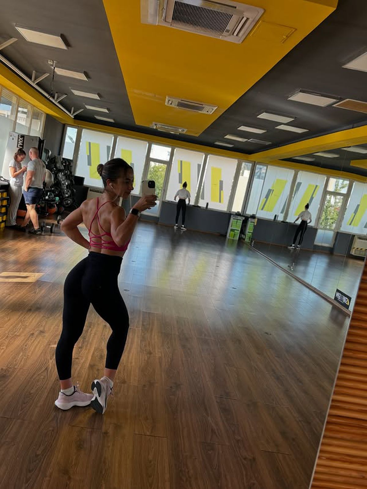 Educatoarea din orașul din România cu 7.000 de locuitori a cucerit argintul mondial! Secretul ei: „S-a văzut pe scenă”