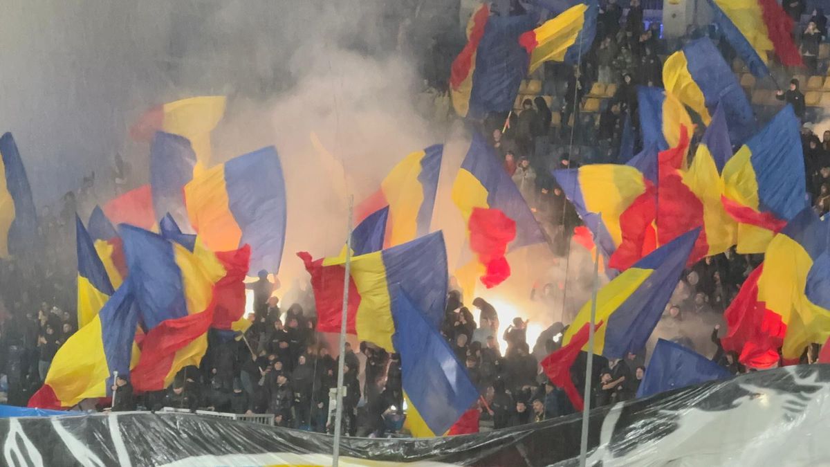 Show în debutul partidei dintre România și San Marino » Ce scriitori legendari au fost omagiați pe „Ilie Oană” + scandări la adresa Ungariei