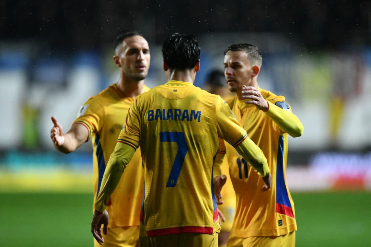 Vlad Dragomir a dezvăluit ce le-a spus Mircea Lucescu în vestiar, apoi s-a eschivat: „Întrebarea asta nu e pentru mine”