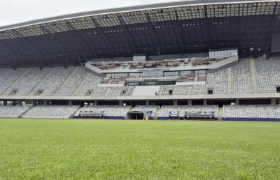 Gazon nou pe unul dintre cele mai mari stadioane din România, asemănător marilor arene din Europa