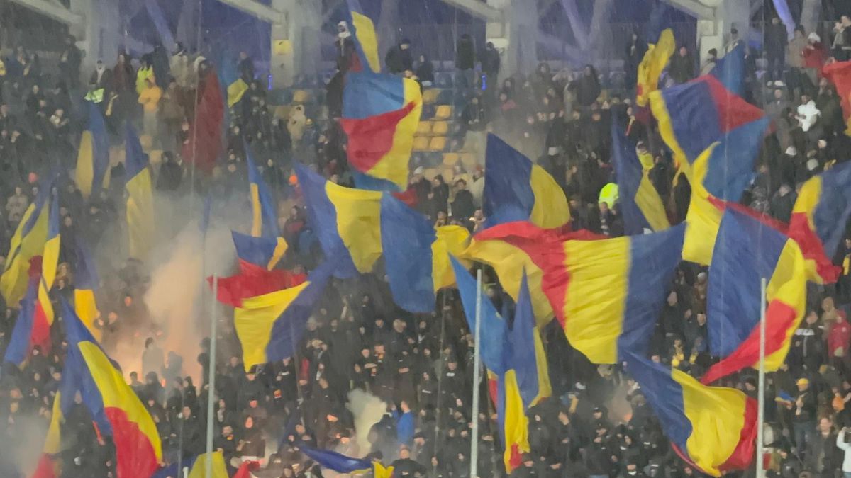 Show în debutul partidei dintre România și San Marino » Ce scriitori legendari au fost omagiați pe „Ilie Oană” + scandări la adresa Ungariei