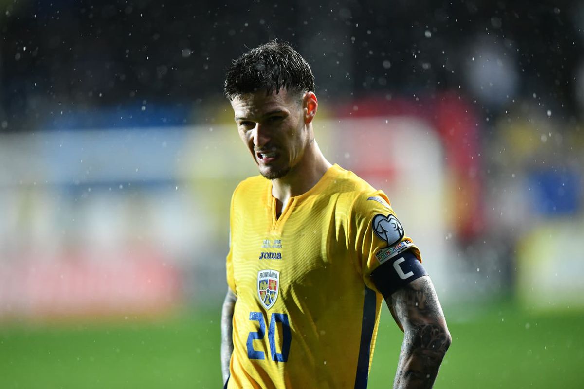 Vlad Dragomir a dezvăluit ce le-a spus Mircea Lucescu în vestiar, apoi s-a eschivat: „Întrebarea asta nu e pentru mine”