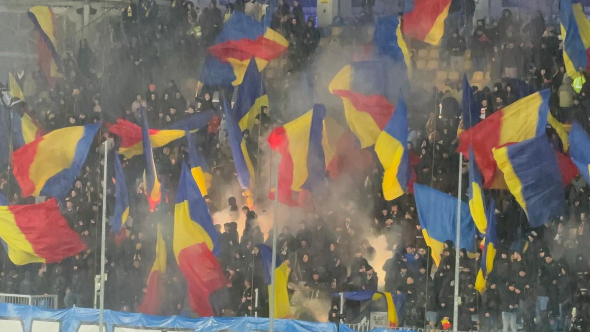 Show în debutul partidei dintre România și San Marino » Ce scriitori legendari au fost omagiați pe „Ilie Oană” + scandări la adresa Ungariei