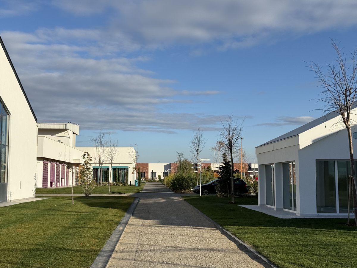 Locul în care renaște speranța » Mihai Neșu, ghid pentru GSP în complexul de 7 milioane € ridicat la Oradea: „Arată mult mai bine decât ne-am așteptat!”