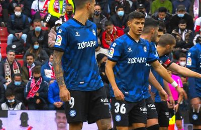 Încă un „tricolor” în La Liga » Fotbalistul promovat de Bratu la națională a debutat într-un eșec