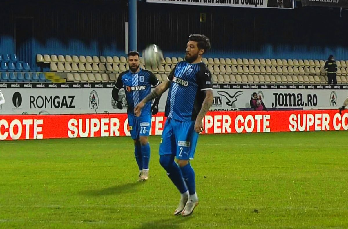 „Trădat” de cei mai experimentați fotbaliști, Reghecampf a luat o decizie radicală la Mediaș! Ce a făcut după gafa de juniori de la gol