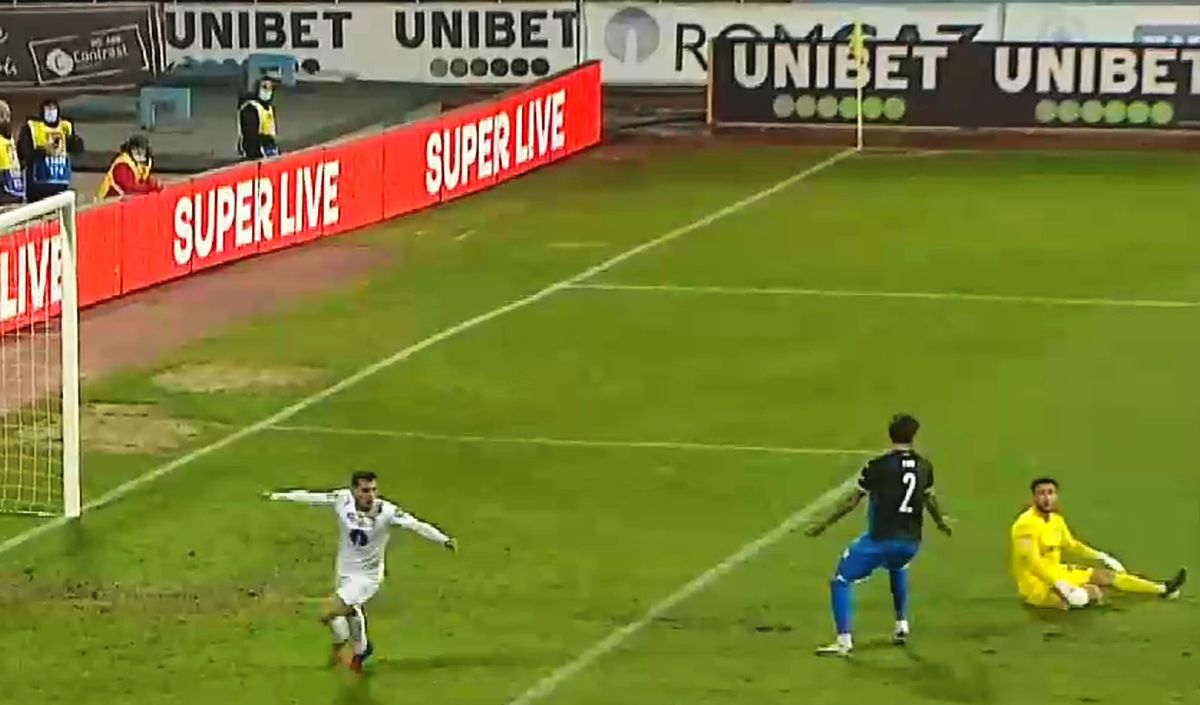 „Trădat” de cei mai experimentați fotbaliști, Reghecampf a luat o decizie radicală la Mediaș! Ce a făcut după gafa de juniori de la gol