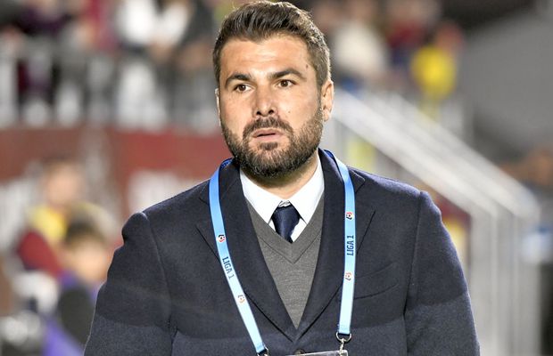 „Mutu s-a făcut albastru de frică” » Mititelu dezvăluie ce s-a întâmplat când ultrașii au intrat peste jucători în autocarul lui FCU Craiova