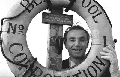 66 de ani de la decernarea primului „Balon de Aur” » Alegerea care a scandalizat Europa: avea 42 de ani și avusese niște cifre penibile!