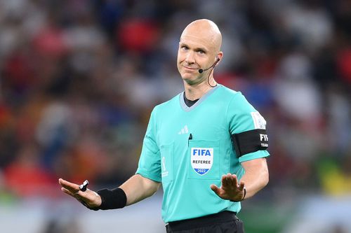 Aceeași zi, aceeași oră, același arbitru » Reacția tabloidului Bild: „Nu el din nou!”