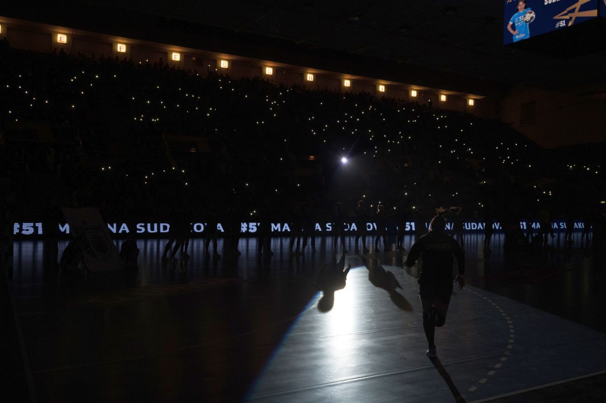 CSM București - Vipers, regal în „Polivalentă”