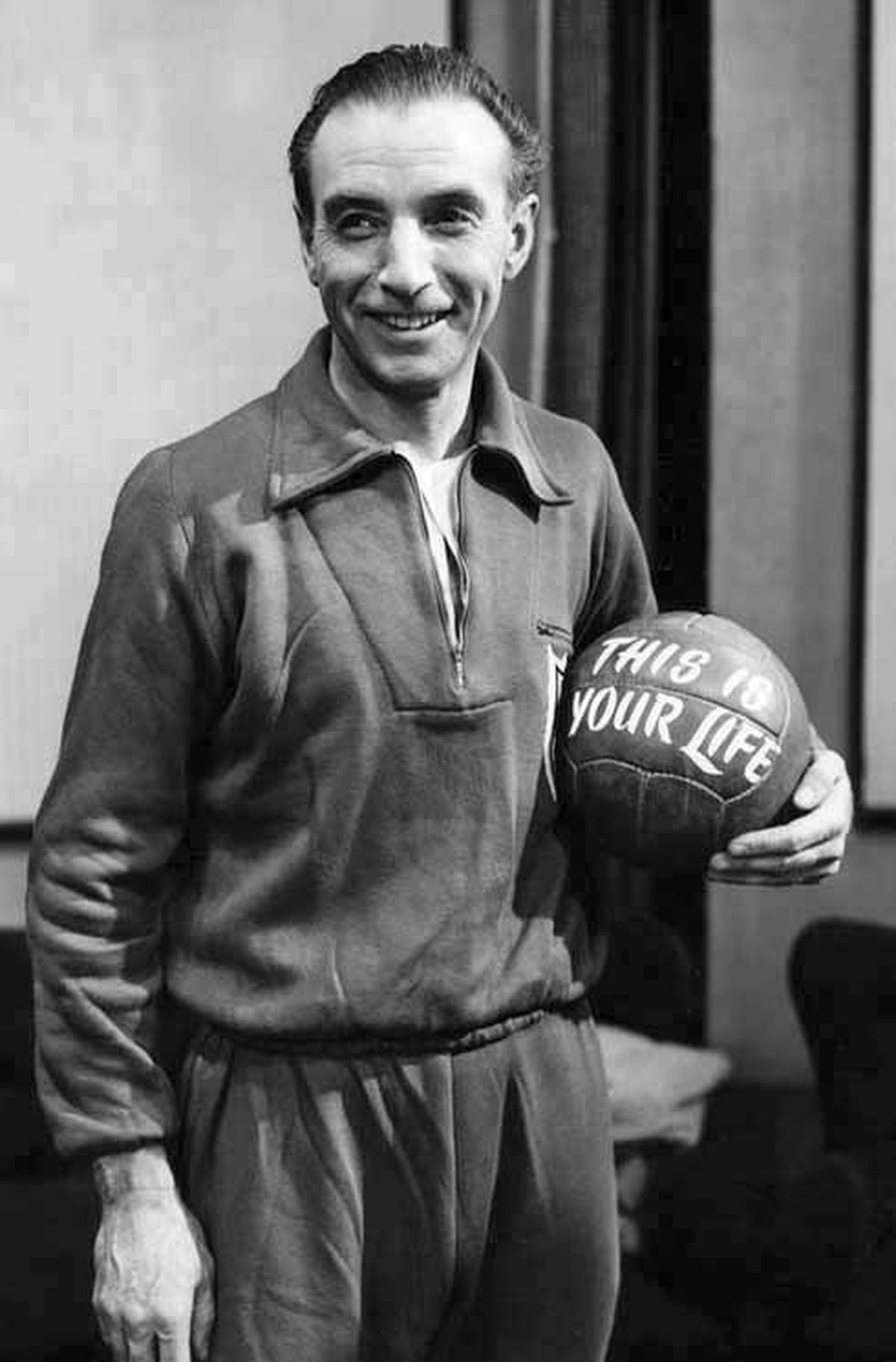 66 de ani de la decernarea primului „Balon de Aur” » Alegerea care a scandalizat Europa: avea 42 de ani și avusese niște cifre penibile!