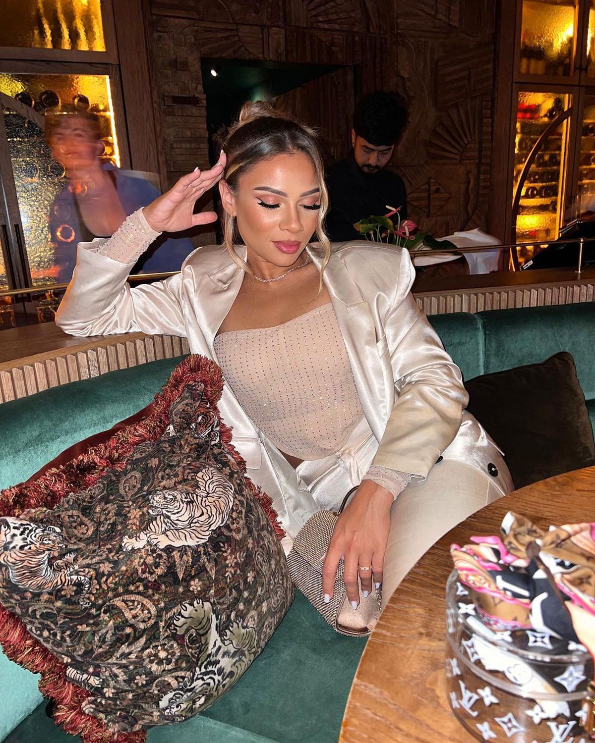 Și-a luat în brațe iubita după victoria cu Argentina, dar ce i-a spus a lăsat-o mască pe femeie: „Aveam grijă de el ca de un bebeluș”