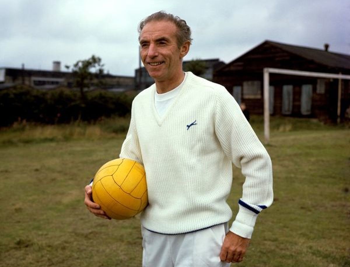 66 de ani de la decernarea primului „Balon de Aur” » Alegerea care a scandalizat Europa: avea 42 de ani și avusese niște cifre penibile!