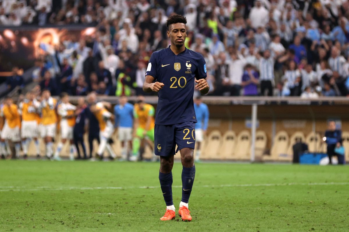 Pasiune, nu diplomație » Gazeta a mers la Ambasada Argentinei din București, a doua zi după ce Messi a luat Cupa Mondială: „L-am avut pe Maradona, acum avem alt zeu. Anxietatea a fost dramatică”