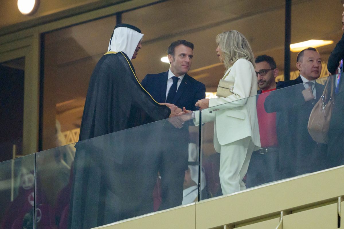 „Regele”, „Djoker”, președintele » Vedete pe metru pătrat la „oficiala” de pe „Lusail”: cine a apărut lângă Macron