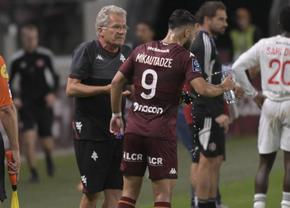 Șansa lui Boloni să se salveze în Franța! » Golgheterul promovat de el și vândut cu 16 milioane la Ajax s-a întors la Metz!