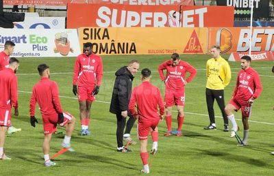 Omul lui Kopic se implică tot mai mult la Dinamo » Detaliul surprins de GSP la meciul cu Botoșani