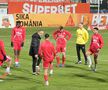 Înainte de FC Botoșani - Dinamo, din etapa #20 a Superligii, încălzirea efectuată de bucureșteni a fost condusă de Aleksa Boskovic, noul preparator fizic al echipei/ foto Ioan Mihalcea (GSP)