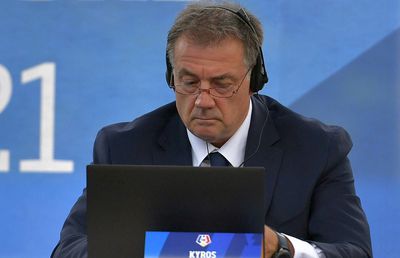 Gigi Becali și-a ieșit din minți când a văzut comunicatul lui Vassaras: „Îi fac plângere! Du-te, bă, la tine! El vrea să scoată mingea din poarta lui CFR”