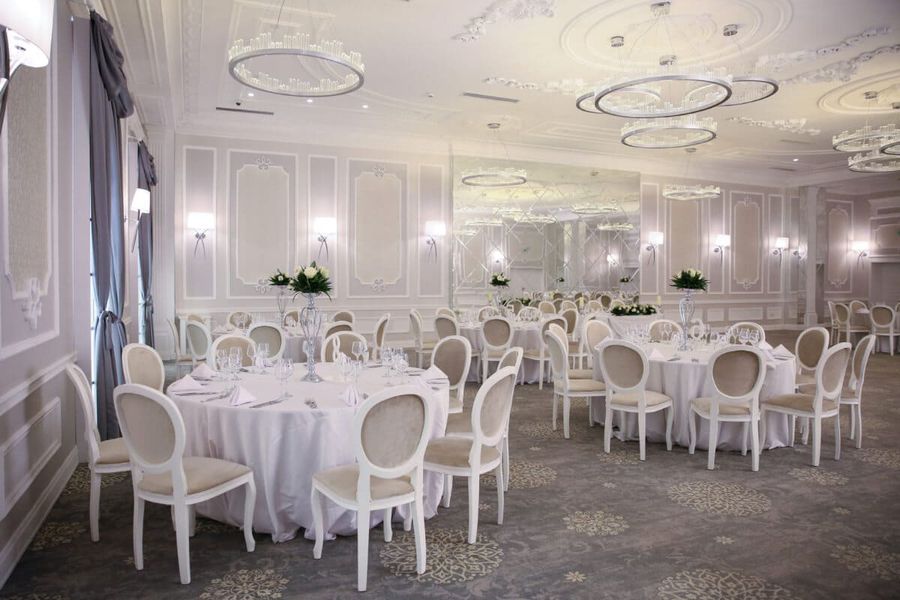 Eleganță, stil și confort în București: Alege Best Ballroom, American Ballroom și Hotel Yasu