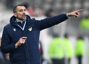 E oficial! Mehmet Topal a semnat cu echipa din Superliga