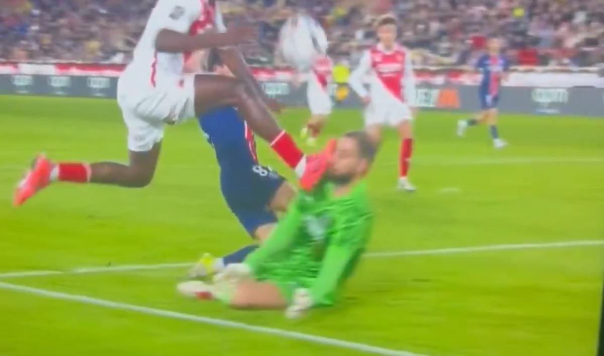 Diagnosticul primit de Gianluigi Donnarumma și o imagine tulburătoare: i-au aplicat de urgență 10 copci!