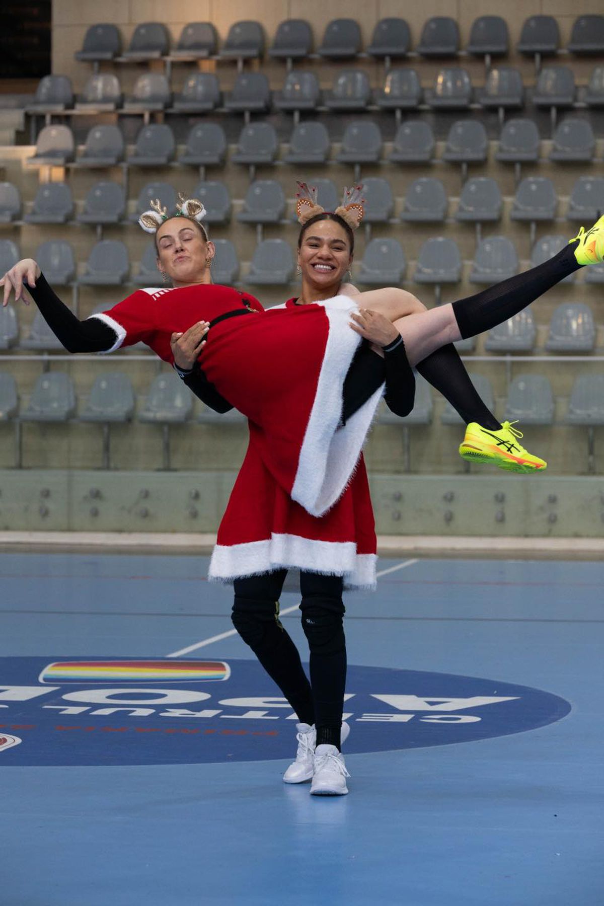 Elizabeth Omoregie, poveste unică în handbal: „Acolo nu îți puneai niciodată alarma” » Marele obiectiv: „Pentru Cristina Neagu!”