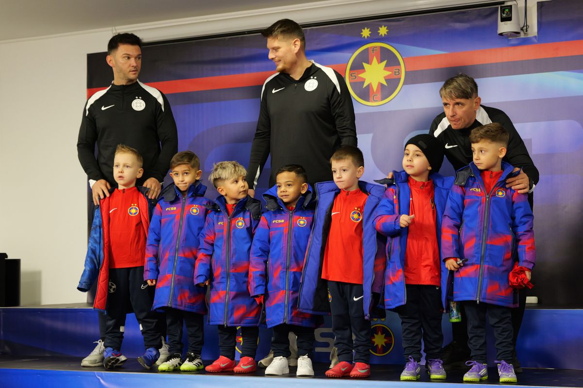 Jucătorii de la FCSB, ajutoarele Moșului pentru copiii din Academie » Pantea a luat microfonul GSP și l-a întrebat pe Lixandru: „Ce v-ați dori de Crăciun?”