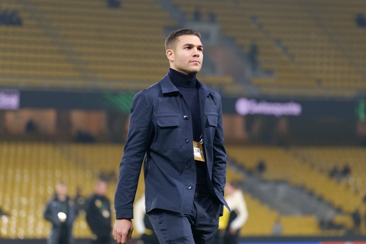 Înainte de AEK Atena - Craiova